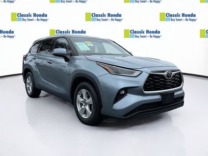 Used 2021 Toyota Highlander LE