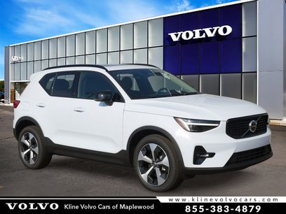New 2026 Volvo XC40 B5 Plus w/ Protection Package Premier