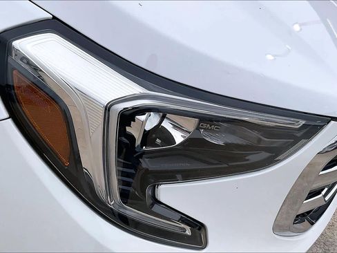 Used 2019 GMC Terrain SLT image 25