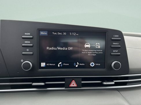 New 2026 Hyundai Elantra SEL Sport Premium FWD image 25