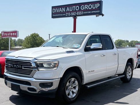 Used 2019 RAM 1500 Laramie AWD/4WD image 2