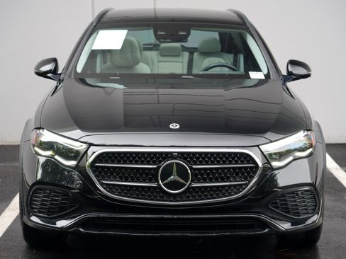 Used 2024 Mercedes-Benz E 450 4MATIC All-Terrain Wagon image 49