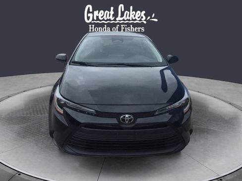 Used 2025 Toyota Corolla LE FWD image 8
