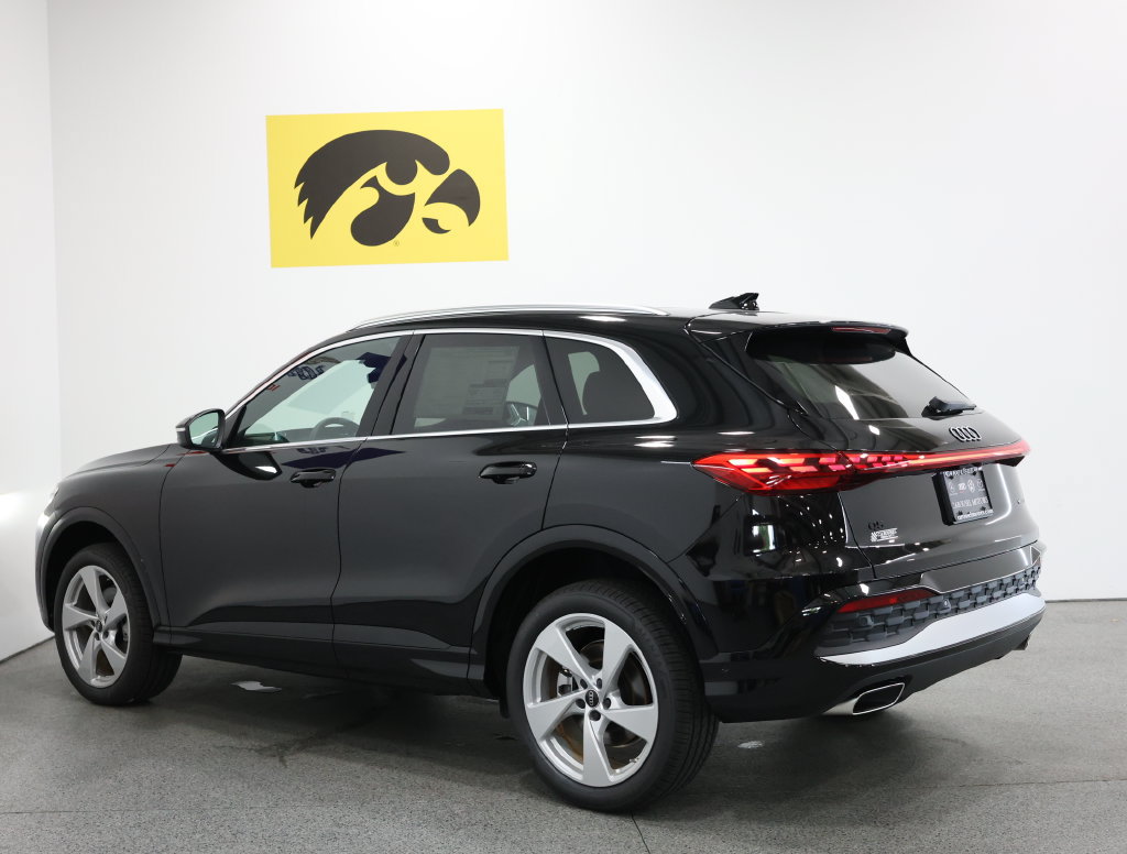 New 2026 Audi Q5 Premium Plus AWD/4WD image 9