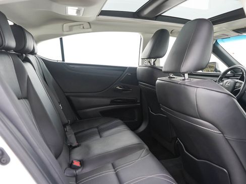 Used 2024 Lexus ES 350 w/ Accessory Package (Z1) FWD image 12