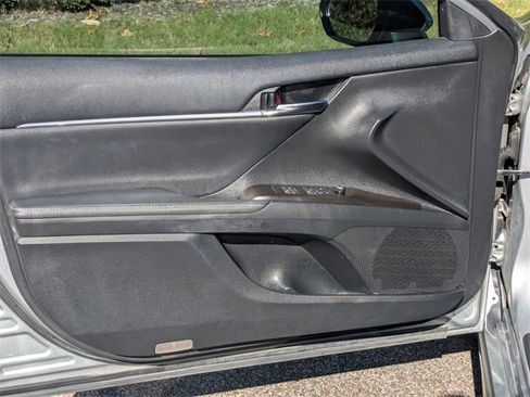 Used 2022 Toyota Camry XSE w/ Carpet Mat Package (TMS) image 22