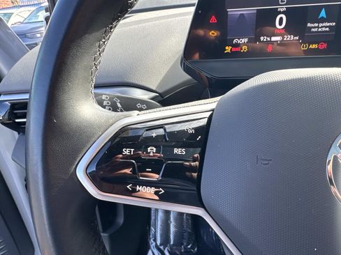 Certified 2021 Volkswagen ID.4 Pro S image 16