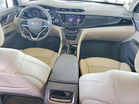 Used 2020 Cadillac XT6 Premium Luxury FWD image 8