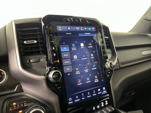 Used 2023 RAM 1500 Big Horn image 31