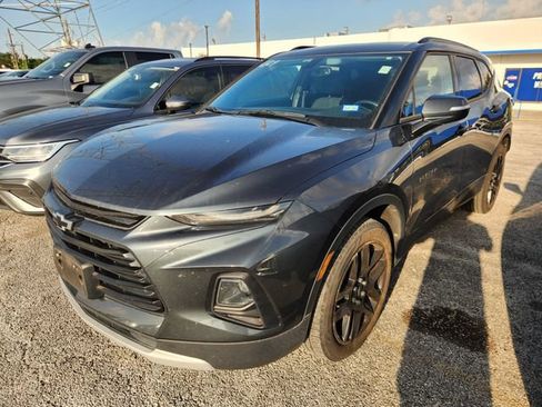 Used 2020 Chevrolet Blazer LT FWD image 3
