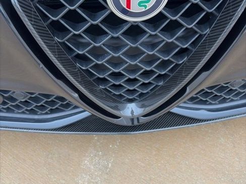 Used 2020 Alfa Romeo Giulia Quadrifoglio w/ Exterior Carbon Fiber Package image 9