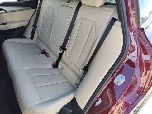 Certified 2025 BMW X4 xDrive30i image 27