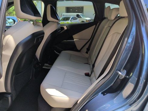 New 2025 BMW X3 xDrive30i w/ Premium Package AWD/4WD image 14