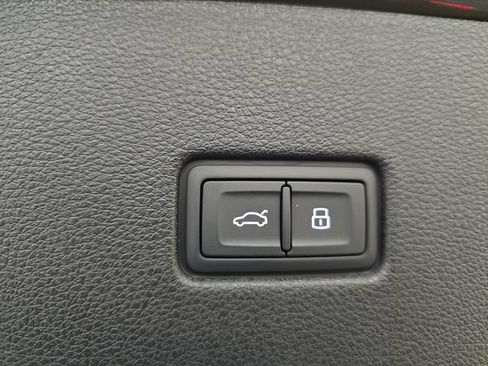 New 2026 Audi SQ8 Premium Plus AWD/4WD image 35