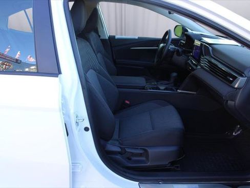 Certified 2025 Toyota Camry LE image 33