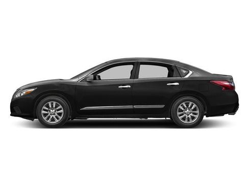 Used 2017 Nissan Altima 2.5 S w/ Power Driver Seat Package FWD image 3