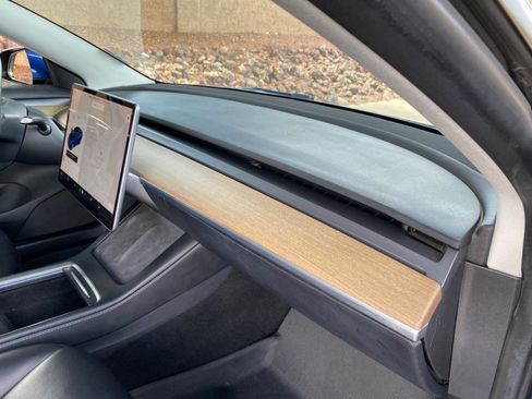 Used 2022 Tesla Model 3 Long Range image 48