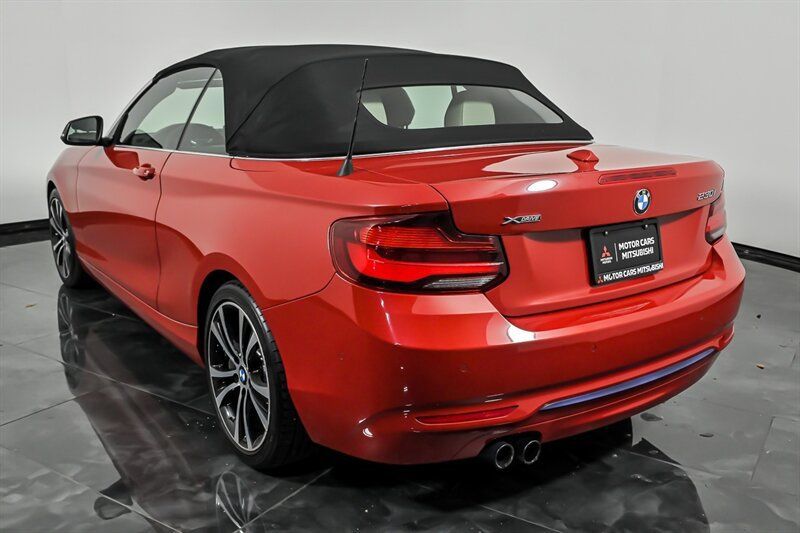 Used 2021 BMW 230i xDrive Convertible w/ Premium Package AWD/4WD image 16