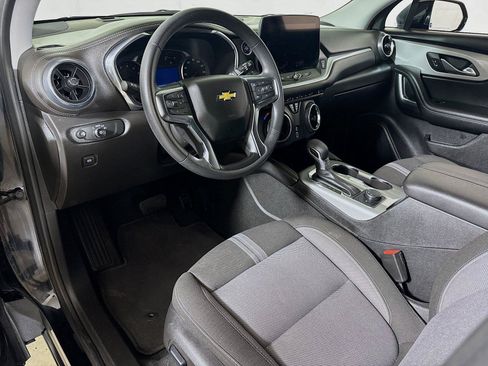 Certified 2025 Chevrolet Blazer LT FWD image 7