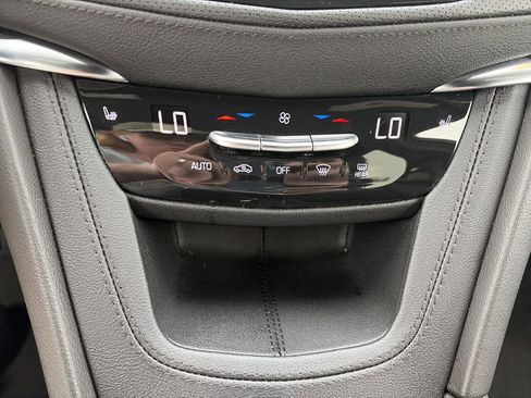 Used 2023 Cadillac XT5 Premium Luxury w/ Technology Package FWD image 25