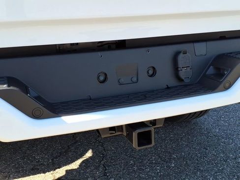 Used 2026 RAM 1500 Express AWD/4WD image 6