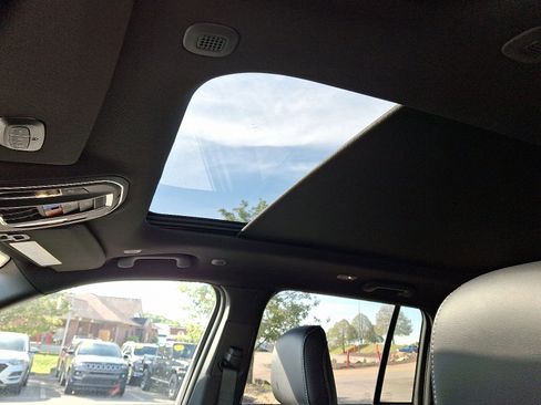 New 2025 Jeep Grand Cherokee Limited w/ Trailer Tow Package image 14