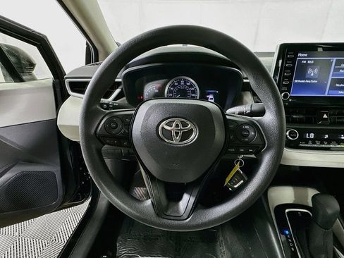 Used 2021 Toyota Corolla LE FWD image 13