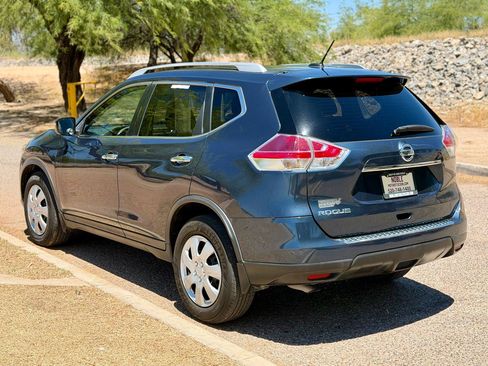 Used 2016 Nissan Rogue S w/ Appearance Package FWD image 3