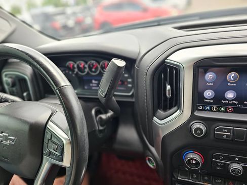Used 2020 Chevrolet Silverado 1500 RST AWD/4WD image 38