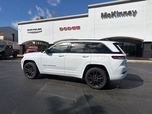 New 2026 Jeep Grand Cherokee Limited image 4