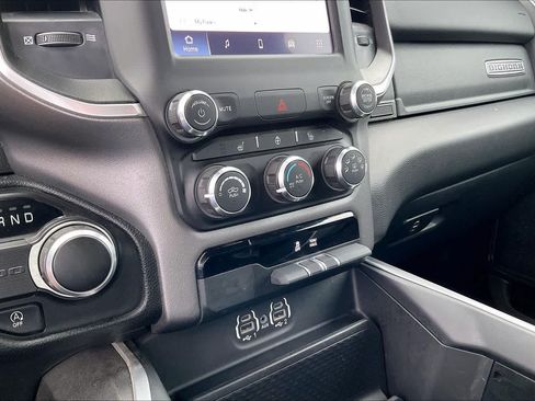 Used 2024 RAM 1500 Big Horn RWD image 31