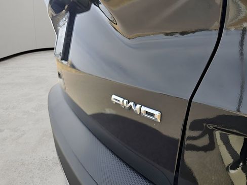 Used 2022 Ford Escape SE w/ Cold Weather Package image 10