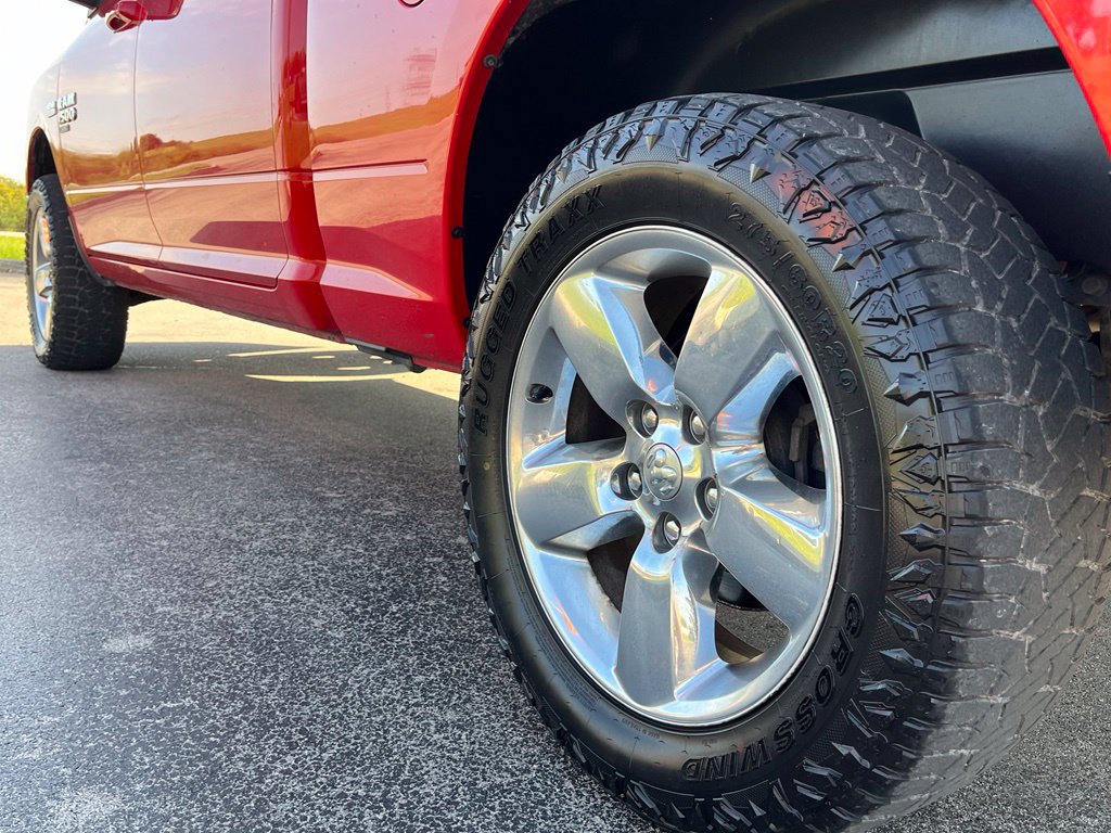 Used 2019 RAM 1500 Big Horn AWD/4WD image 14