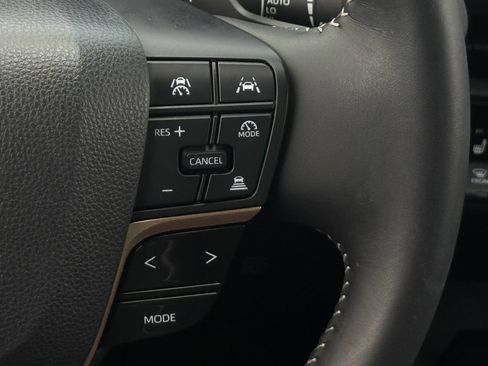 Used 2025 Toyota Crown Signia w/ Advanced Technology Package AWD/4WD image 16