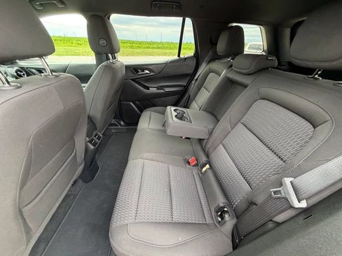 Used 2025 Chevrolet Equinox LT FWD image 23