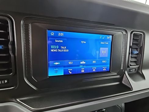 Used 2022 Ford Bronco Black Diamond image 14