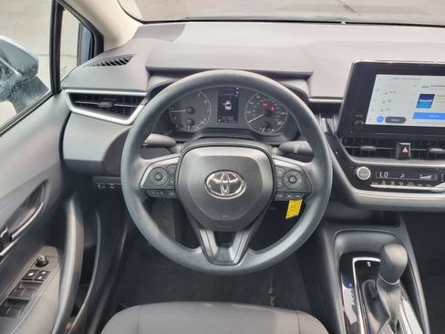 Certified 2025 Toyota Corolla LE FWD image 11