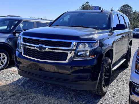 Used 2020 Chevrolet Tahoe LT image 3