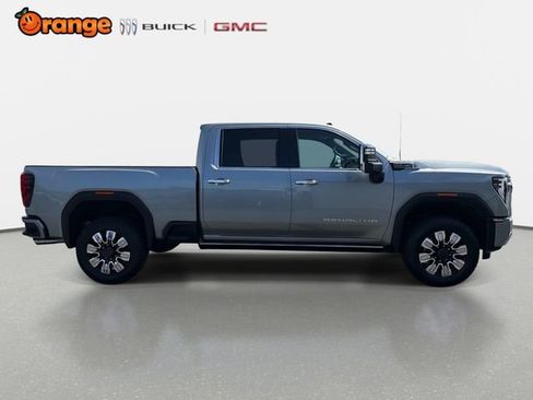 New 2026 GMC Sierra 2500 Denali w/ Denali Reserve Package AWD/4WD image 2