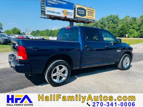 Used 2017 RAM 1500 Express AWD/4WD image 5