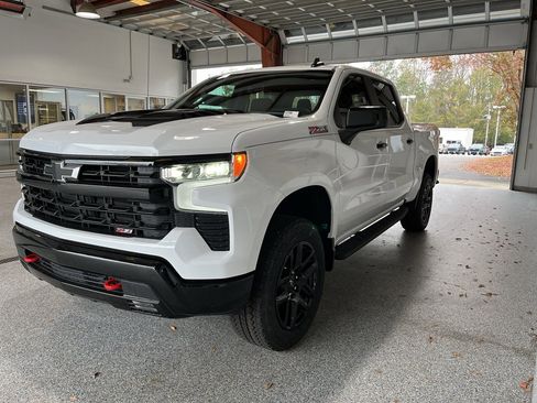 New 2026 Chevrolet Silverado 1500 LT Trail Boss w/ Protection Package image 3