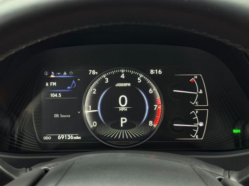 Used 2022 Lexus UX 200 w/ Accessory Package (Z2) FWD image 16