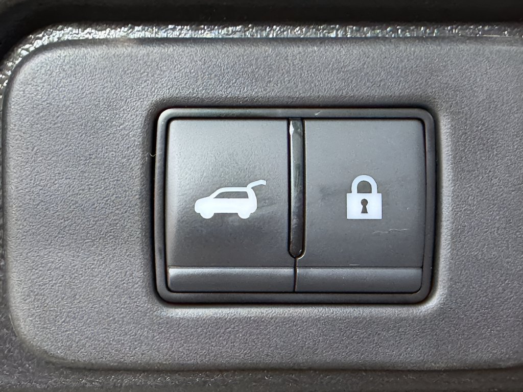 Used 2023 Nissan Rogue SL AWD/4WD image 7