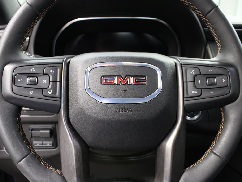 Used 2024 GMC Yukon XL AT4 w/ AT4 Premium Plus Package AWD/4WD image 64