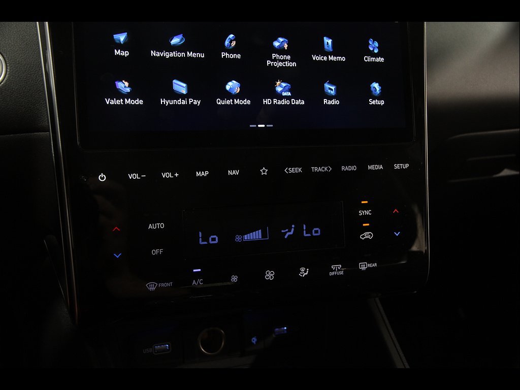 Certified 2024 Hyundai Tucson Limited AWD/4WD image 16