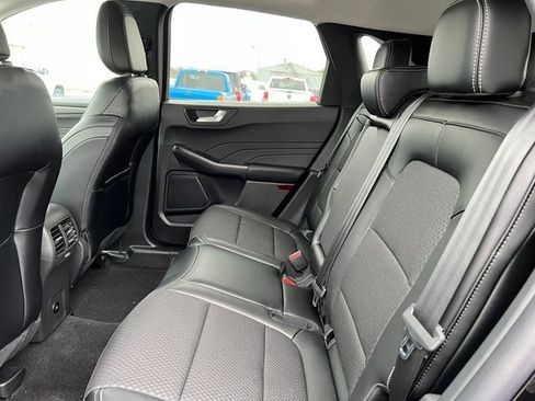 New 2024 Ford Escape SE FWD image 4
