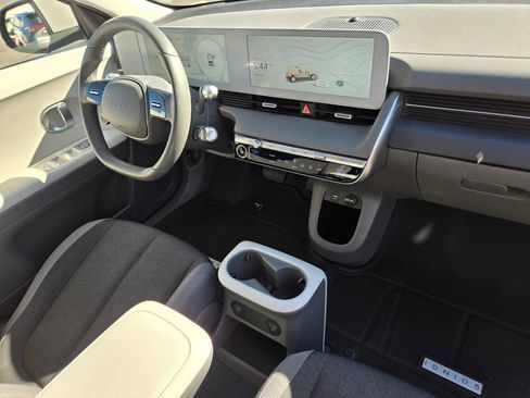 Used 2024 Hyundai Ioniq 5 SE RWD image 12
