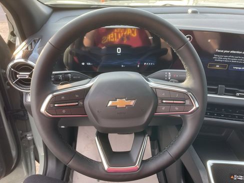 New 2026 Chevrolet Equinox LT w/ Convenience Package II image 14