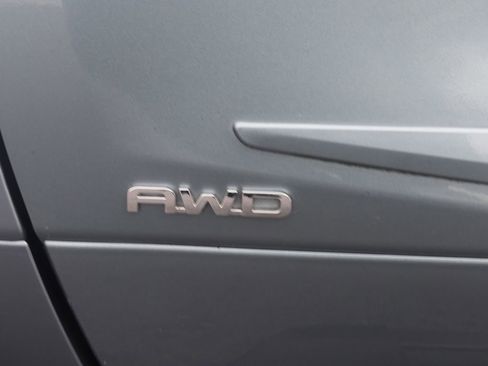 Used 2023 Toyota Highlander Platinum AWD/4WD image 25