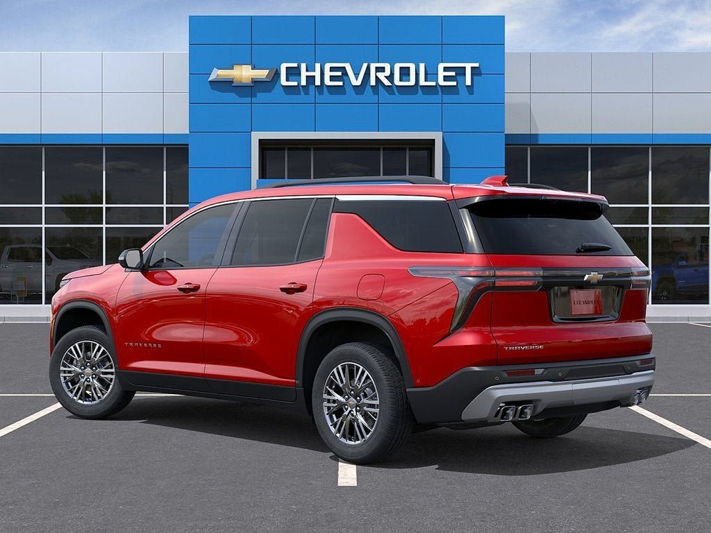 New 2026 Chevrolet Traverse LT w/ LPO, Floor Liner Package FWD image 4